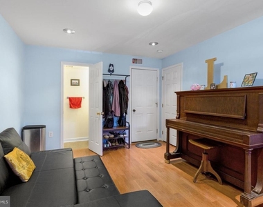2683 Edgemont Street - Photo Thumbnail 9