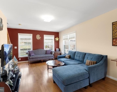 2683 Edgemont Street - Photo Thumbnail 12