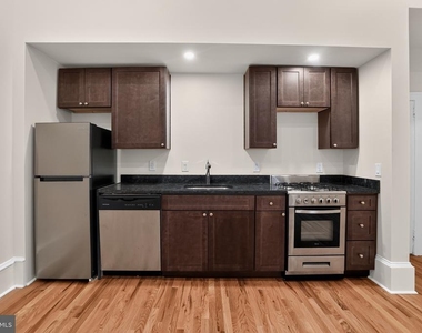 2008 Spruce Street - Photo Thumbnail 8