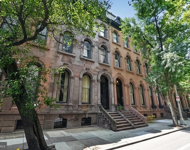 2008 Spruce Street - Photo Thumbnail 15