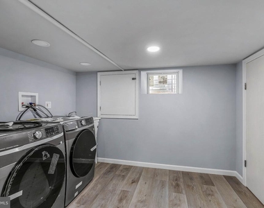 1719 S 18th Street - Photo Thumbnail 16