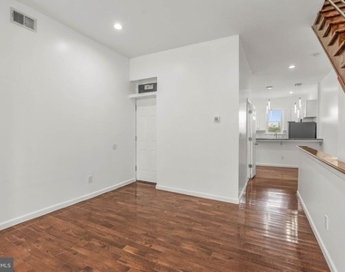 1719 S 18th Street - Photo Thumbnail 5