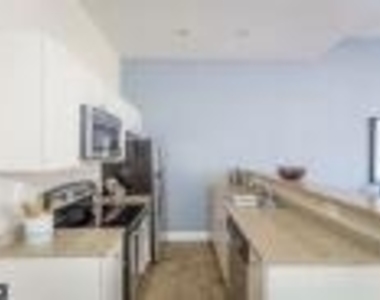 600 N Broad Street - Photo Thumbnail 14