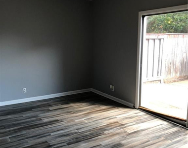 599 Winding Creek Road - Photo Thumbnail 10