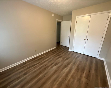 929 Kennesaw Drive - Photo Thumbnail 9