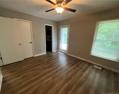 929 Kennesaw Drive - Photo Thumbnail 11