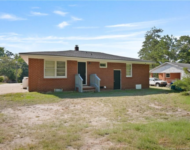 709 Shambrey Street - Photo Thumbnail 4