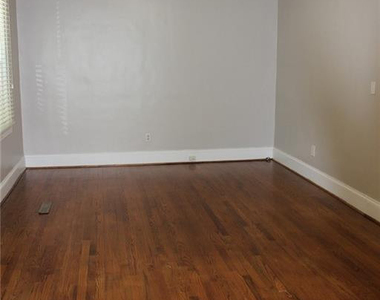 236 Pinecrest Drive - Photo Thumbnail 23