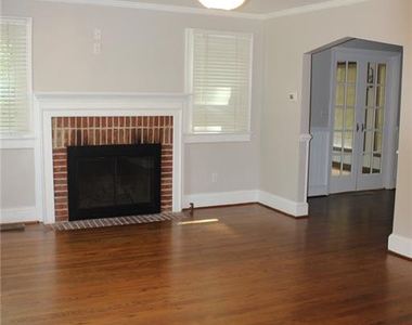 236 Pinecrest Drive - Photo Thumbnail 9