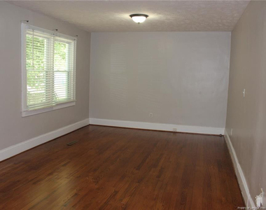 236 Pinecrest Drive - Photo Thumbnail 18