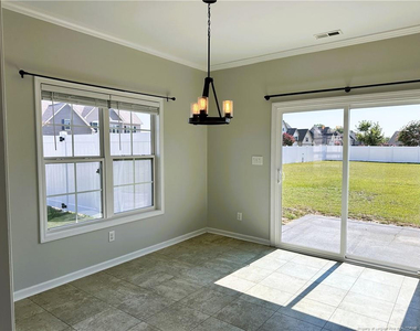 163 Sunflower Street - Photo Thumbnail 8