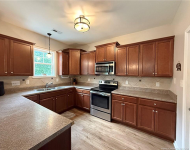 239 Boswell Street - Photo Thumbnail 5