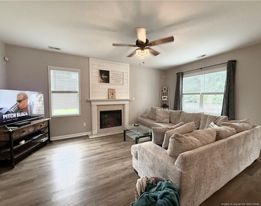 239 Boswell Street - Photo Thumbnail 16