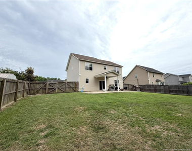 239 Boswell Street - Photo Thumbnail 36