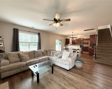 239 Boswell Street - Photo Thumbnail 13