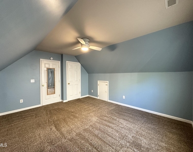 1612 Farmington Grove Drive - Photo Thumbnail 28