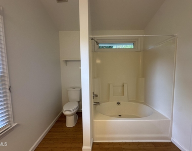 1612 Farmington Grove Drive - Photo Thumbnail 19