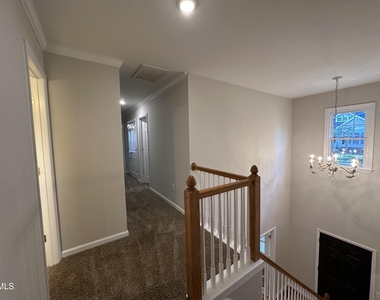 1612 Farmington Grove Drive - Photo Thumbnail 14