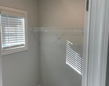 852 Money Island Place - Photo Thumbnail 28