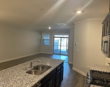 852 Money Island Place - Photo Thumbnail 5