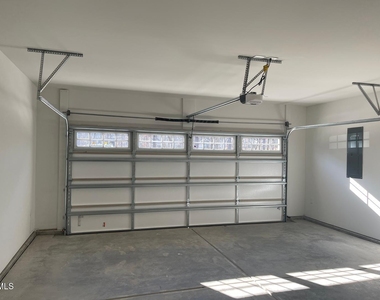 852 Money Island Place - Photo Thumbnail 31