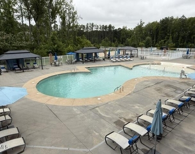 943 Haybeck Lane - Photo Thumbnail 11