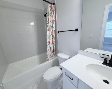1028 Bravura Drive - Photo Thumbnail 17