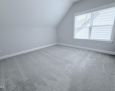 1028 Bravura Drive - Photo Thumbnail 11