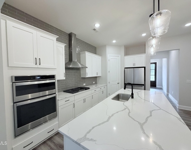 1028 Bravura Drive - Photo Thumbnail 5