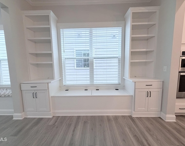 1028 Bravura Drive - Photo Thumbnail 4