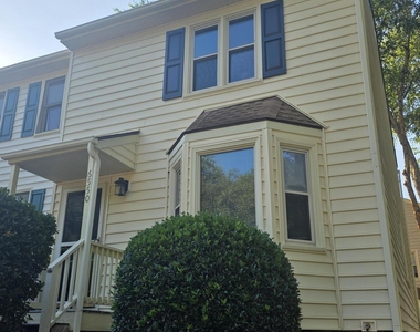 6550 Thetford Court - Photo Thumbnail 2