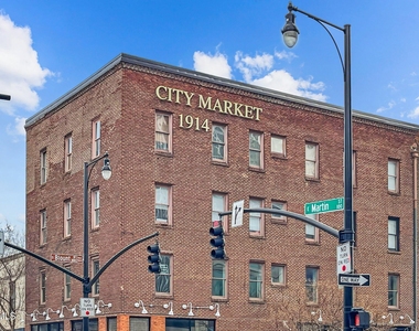 317 W Morgan Street - Photo Thumbnail 46