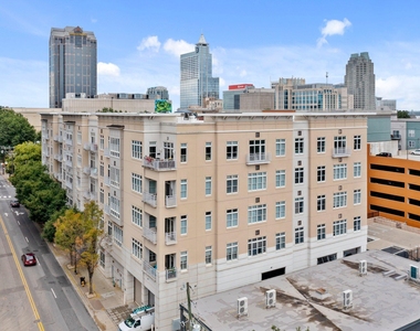 317 W Morgan Street - Photo Thumbnail 48