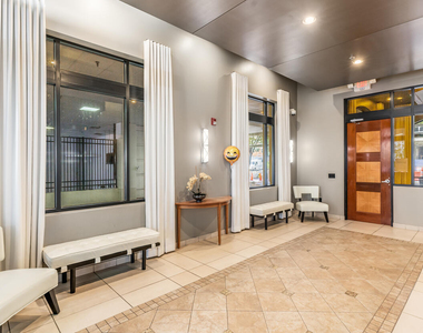 317 W Morgan Street - Photo Thumbnail 24