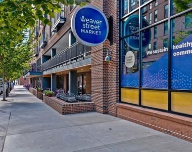 317 W Morgan Street - Photo Thumbnail 31
