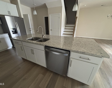 268 Abbots Ml Drive - Photo Thumbnail 10