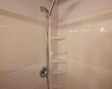 106 Sycamore Court - Photo Thumbnail 17
