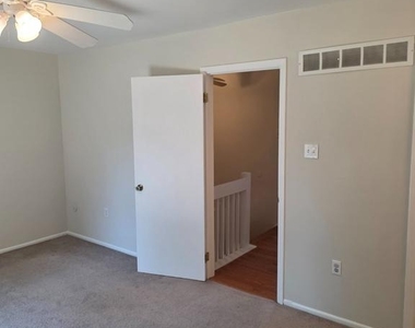 106 Sycamore Court - Photo Thumbnail 34