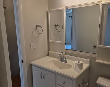 106 Sycamore Court - Photo Thumbnail 35