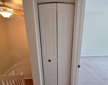 106 Sycamore Court - Photo Thumbnail 25