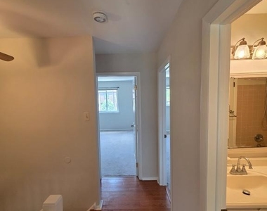 106 Sycamore Court - Photo Thumbnail 23