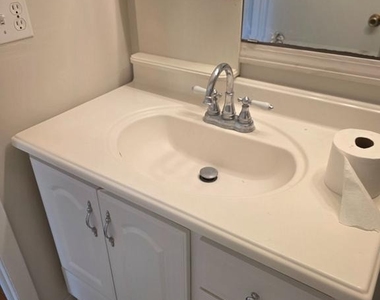 106 Sycamore Court - Photo Thumbnail 36