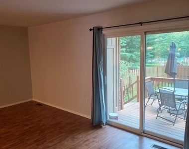 106 Sycamore Court - Photo Thumbnail 14