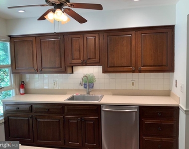 413 Fruit Farm Road - Photo Thumbnail 12