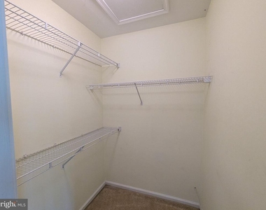 7102 Union Court - Photo Thumbnail 14