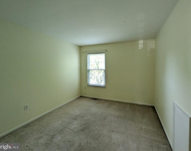 7102 Union Court - Photo Thumbnail 19