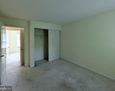 7102 Union Court - Photo Thumbnail 20