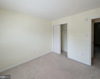 7102 Union Court - Photo Thumbnail 18
