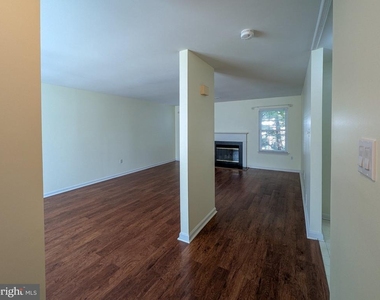 7102 Union Court - Photo Thumbnail 10