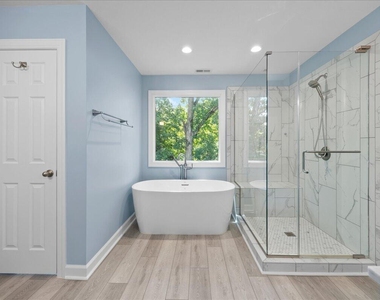 4616 Thendara Way - Photo Thumbnail 20